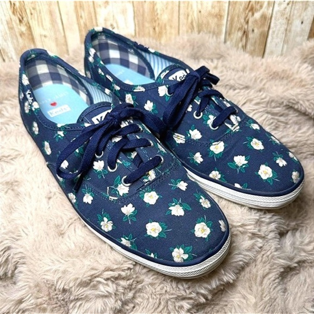 Keds x Draper James Champion Magnolia Canvas Sneakers 7 Navy Floral WF62399